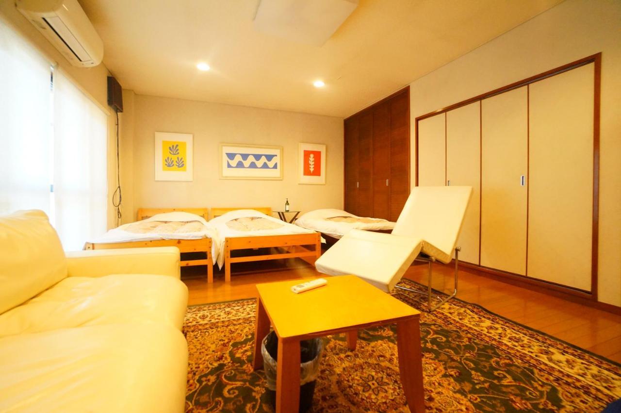 Tomato Villa Takayama Station Екстер'єр фото